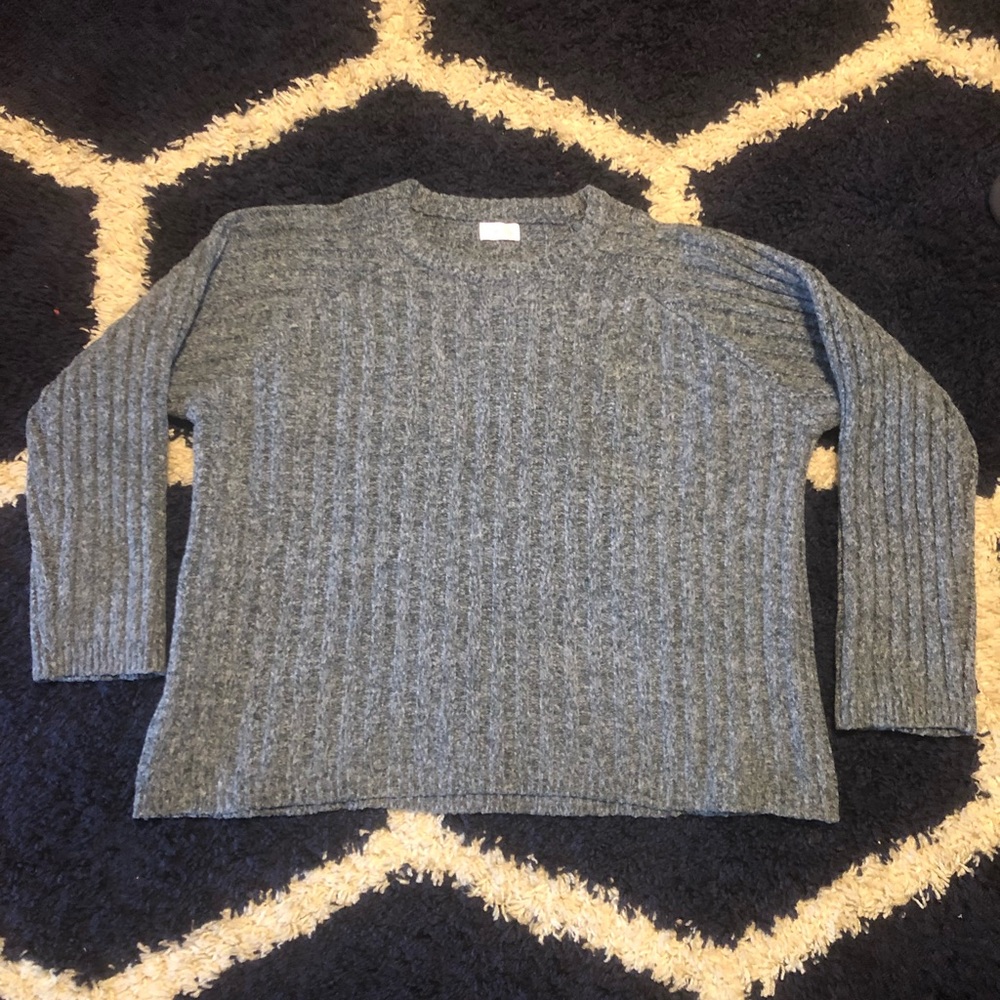 Pink Lily Crewneck sweater